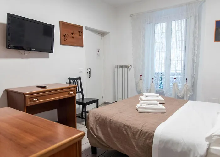 Parri Silton Konukevi 4*