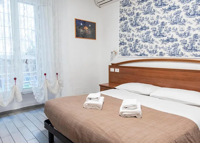 Parri Silton Konukevi 4*