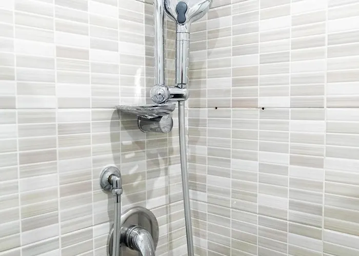 Konukevi Parri Silton 4*
